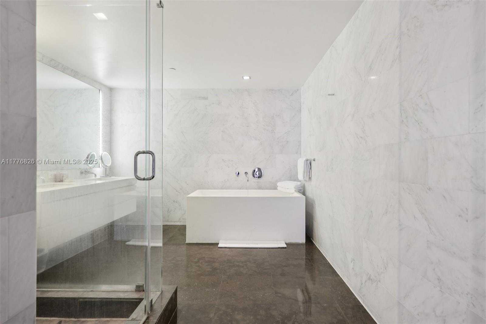 Small Image of 220 21ST ST #405, Miami Beach Number 28