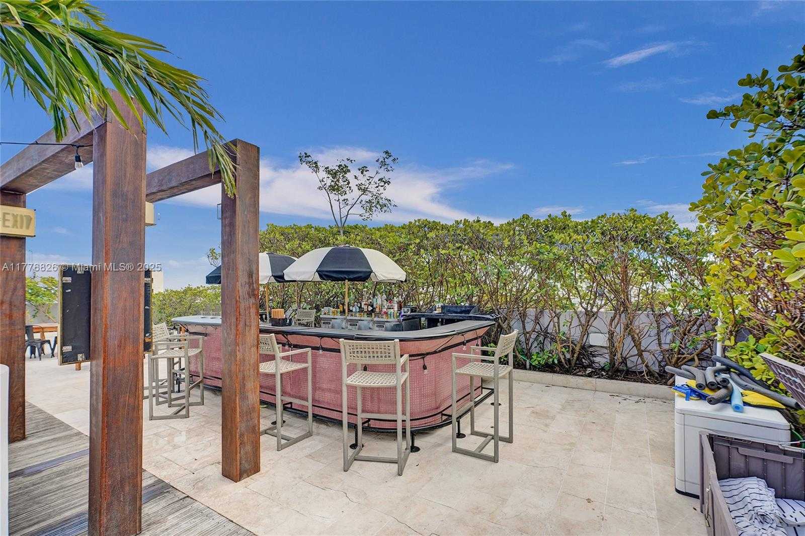 Small Image of 220 21ST ST #405, Miami Beach Number 8