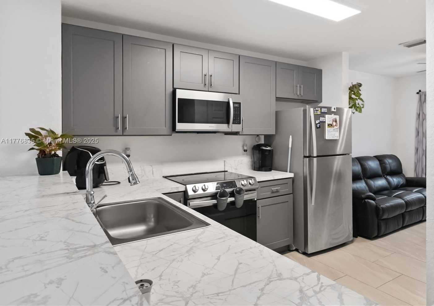 Small Image of 2452 SOUTH WEST 99TH WAY #2452, Miramar Number 10