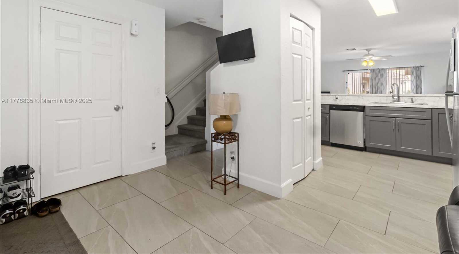 Small Image of 2452 SOUTH WEST 99TH WAY #2452, Miramar Number 11