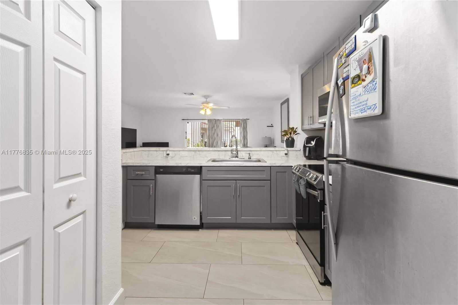 Small Image of 2452 SOUTH WEST 99TH WAY #2452, Miramar Number 12