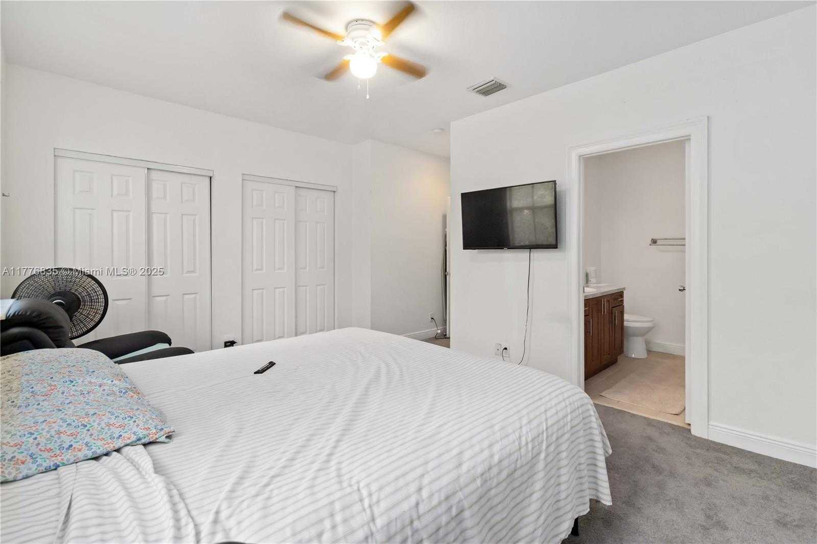 Small Image of 2452 SOUTH WEST 99TH WAY #2452, Miramar Number 22