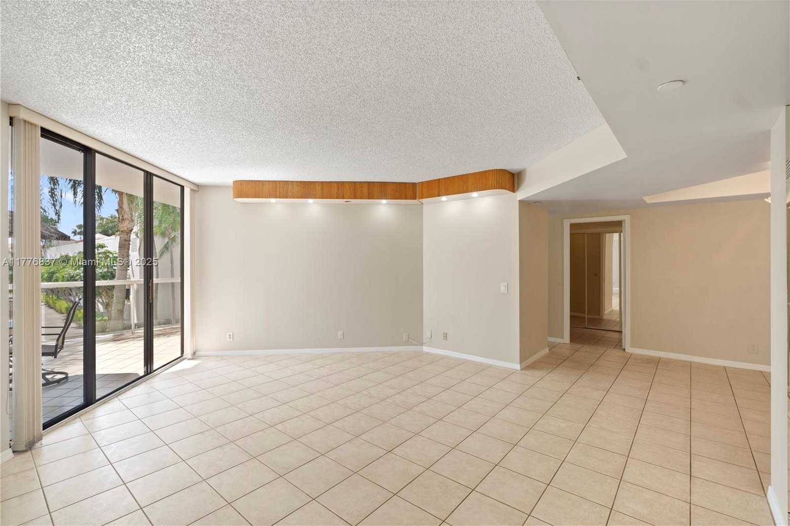 Small Image of 3610 YACHT CLUB DR #213, Aventura Number 10