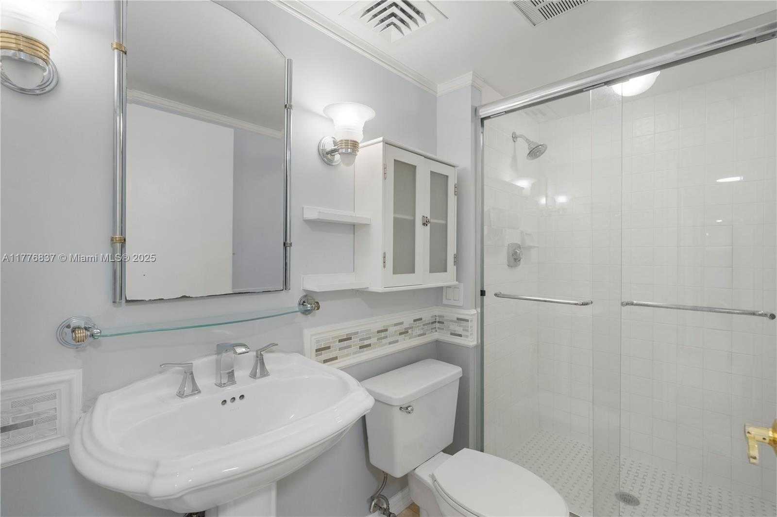 Small Image of 3610 YACHT CLUB DR #213, Aventura Number 21