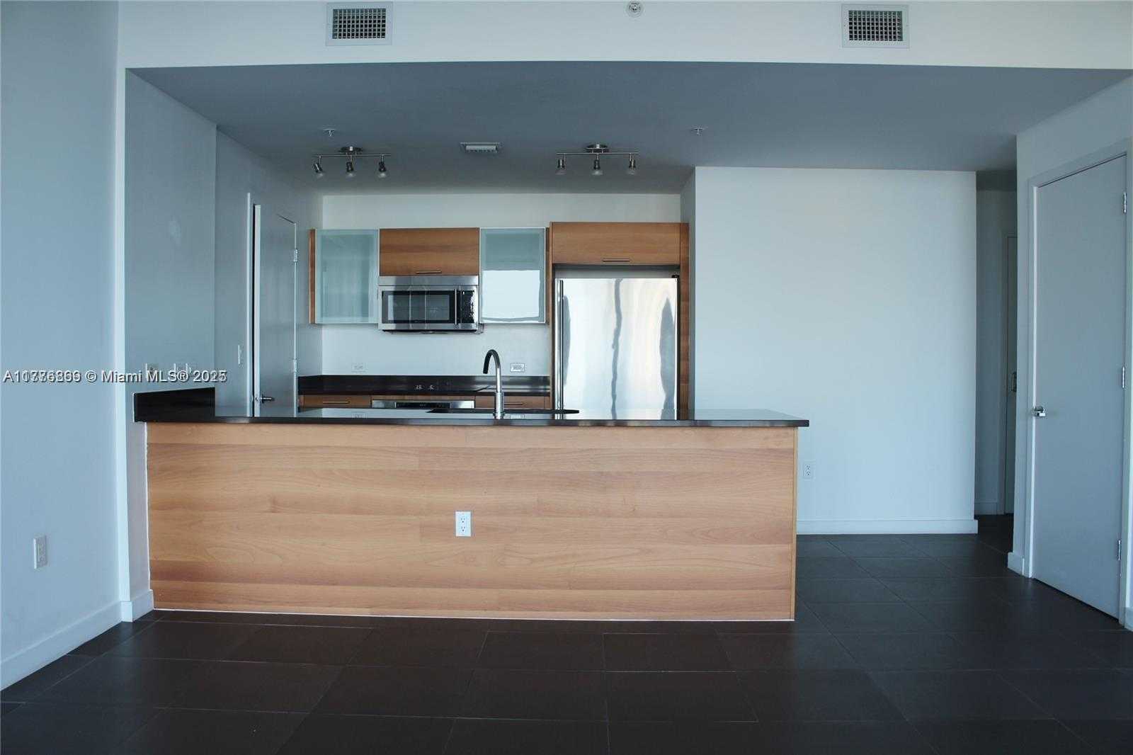 Small Image of 3301 NORTH EAST 1 AV #H2904, Miami Number 4