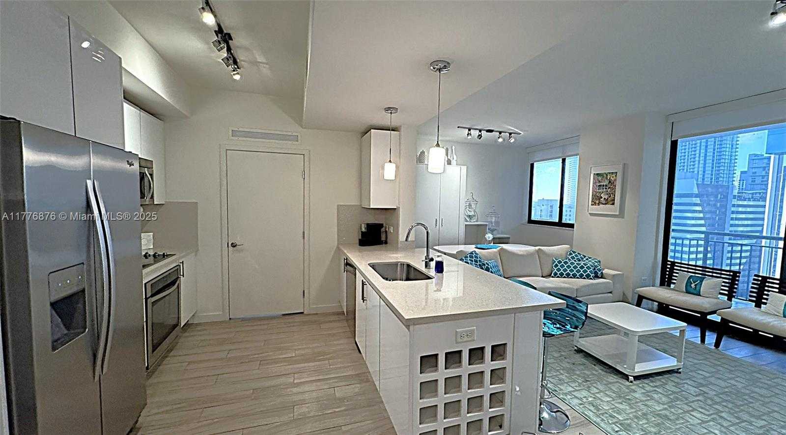 Small Image of 999 SOUTH WEST 1ST AVE #2215, Miami Number 16