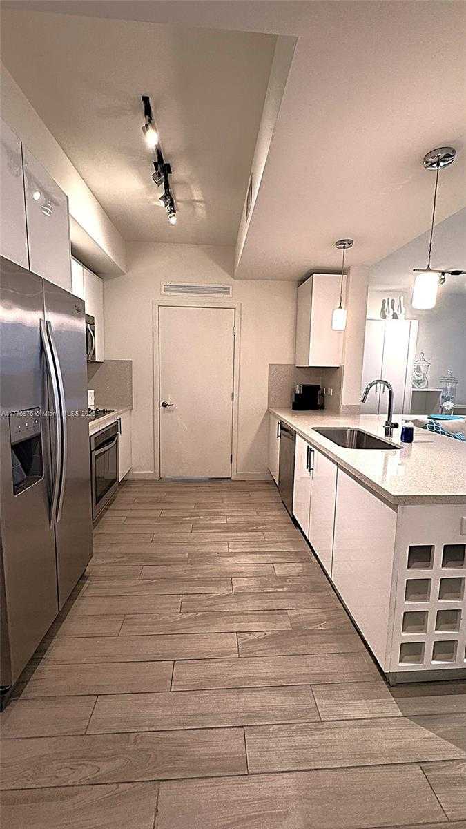 Small Image of 999 SOUTH WEST 1ST AVE #2215, Miami Number 18