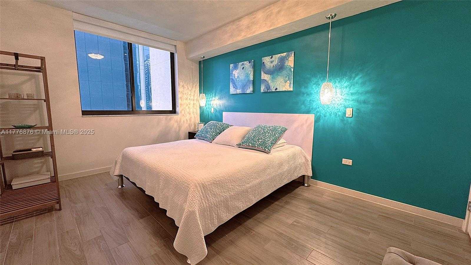 Small Image of 999 SOUTH WEST 1ST AVE #2215, Miami Number 29