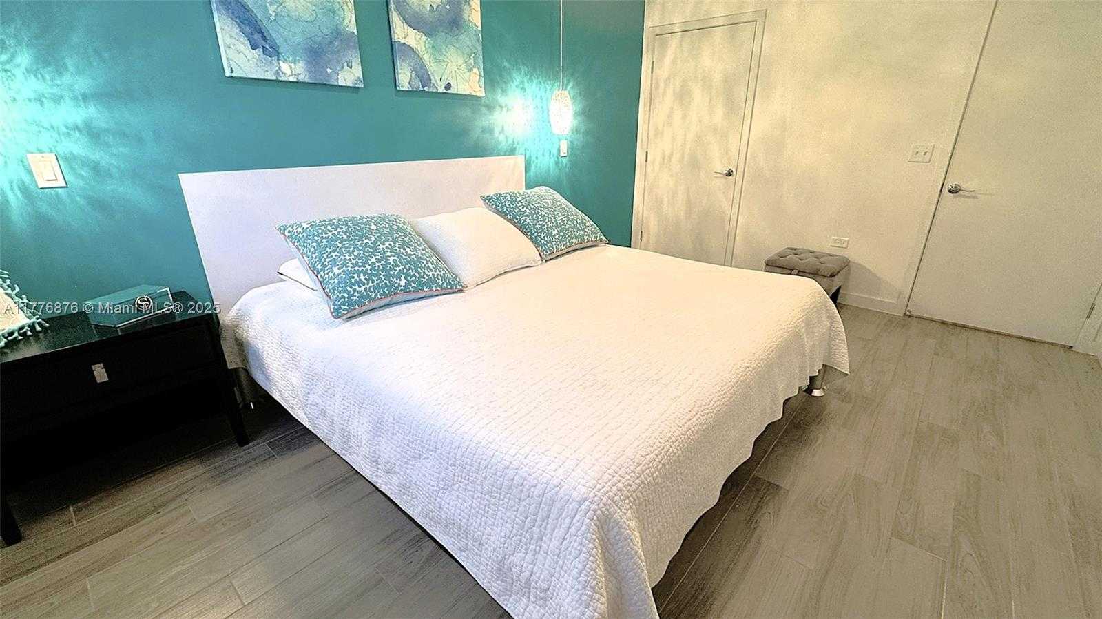 Small Image of 999 SOUTH WEST 1ST AVE #2215, Miami Number 31