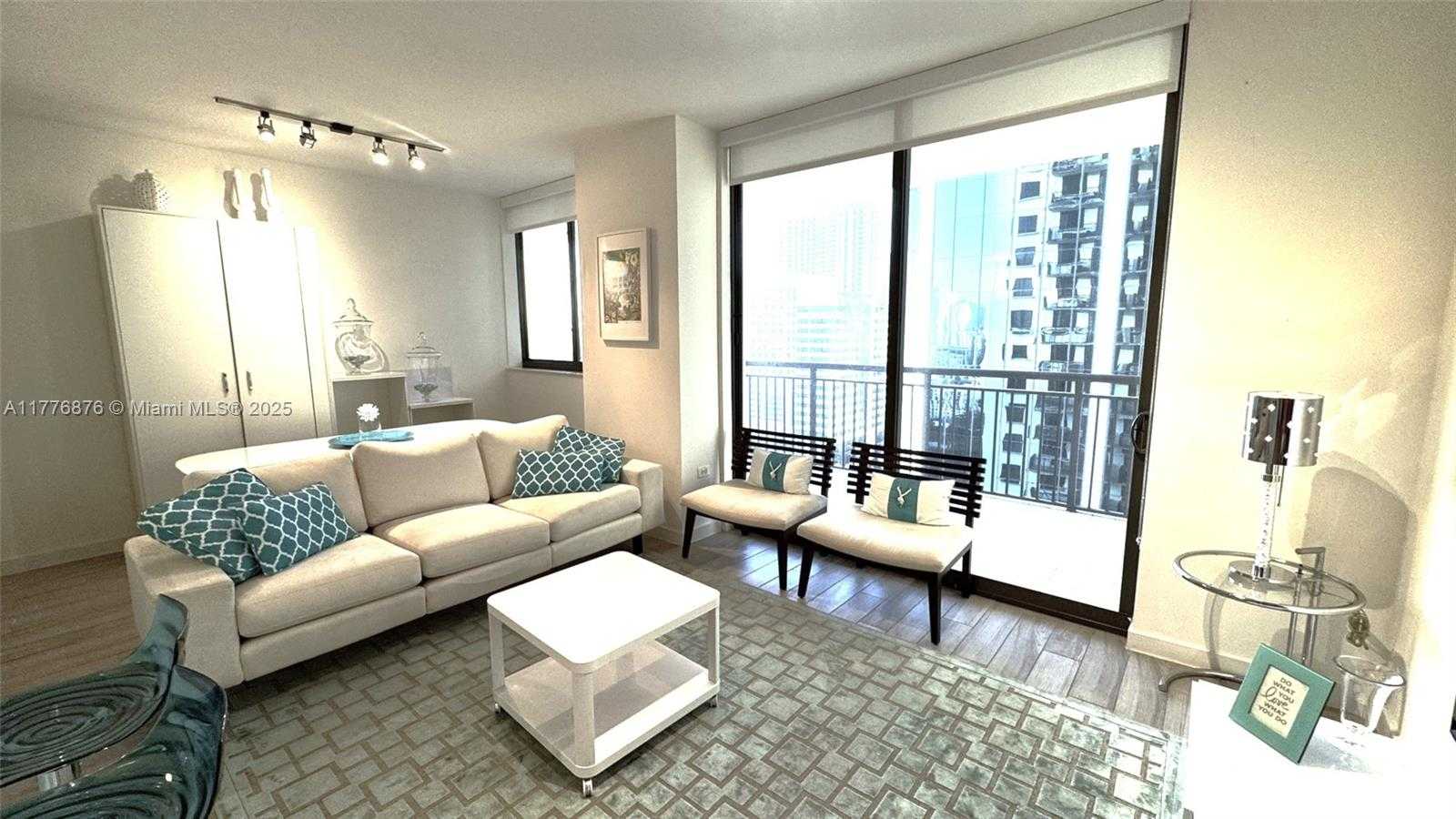 Small Image of 999 SOUTH WEST 1ST AVE #2215, Miami Number 6