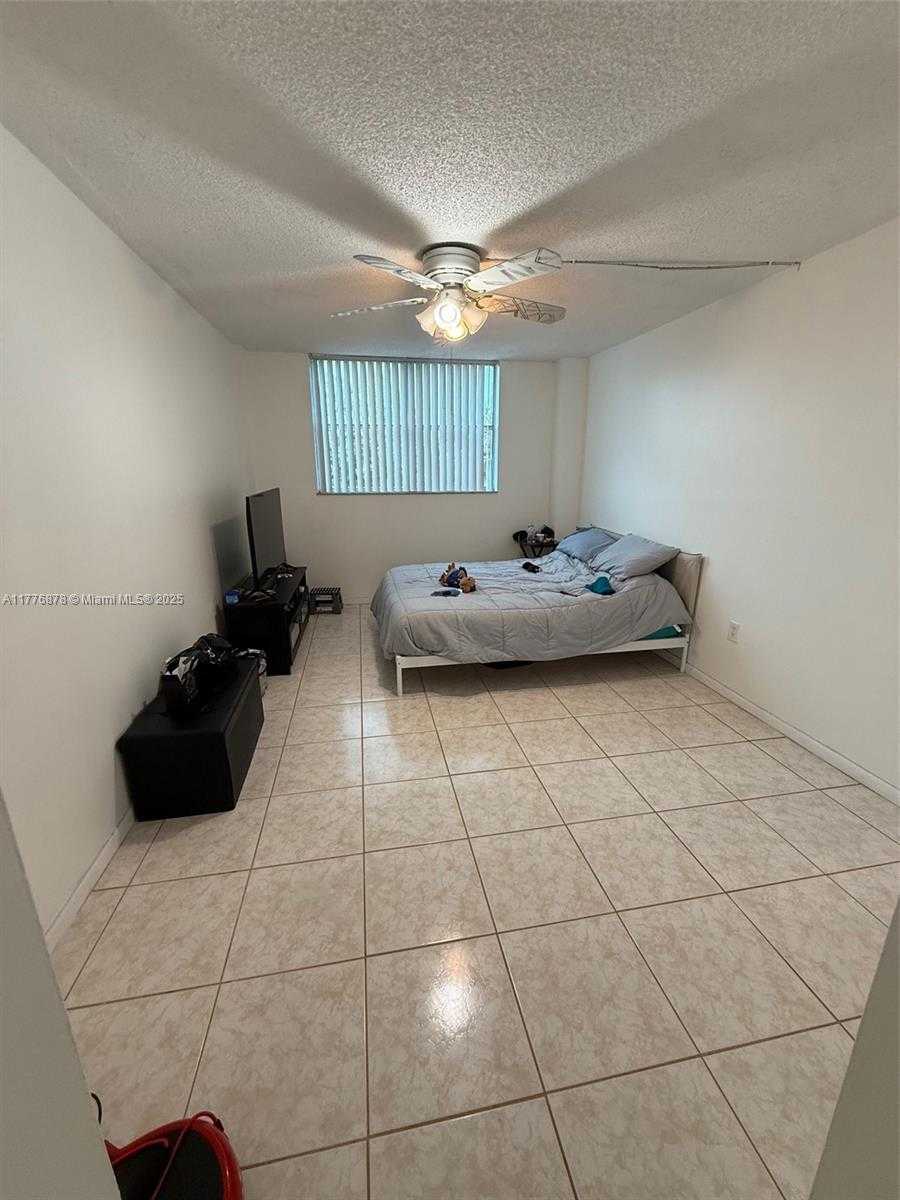 Small Image of 16465 NORTH EAST 22ND AVE #505, North Miami Beach Number 13