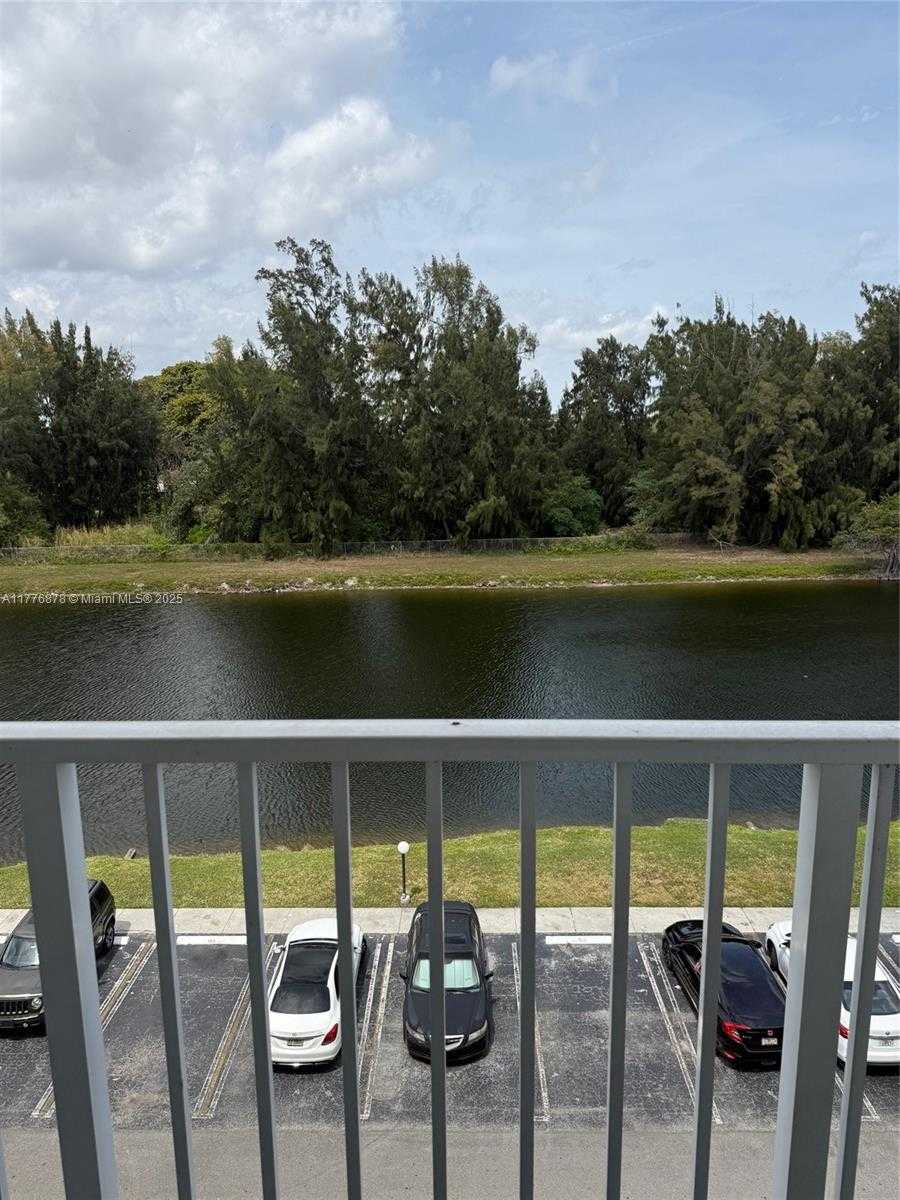 Small Image of 16465 NORTH EAST 22ND AVE #505, North Miami Beach Number 18