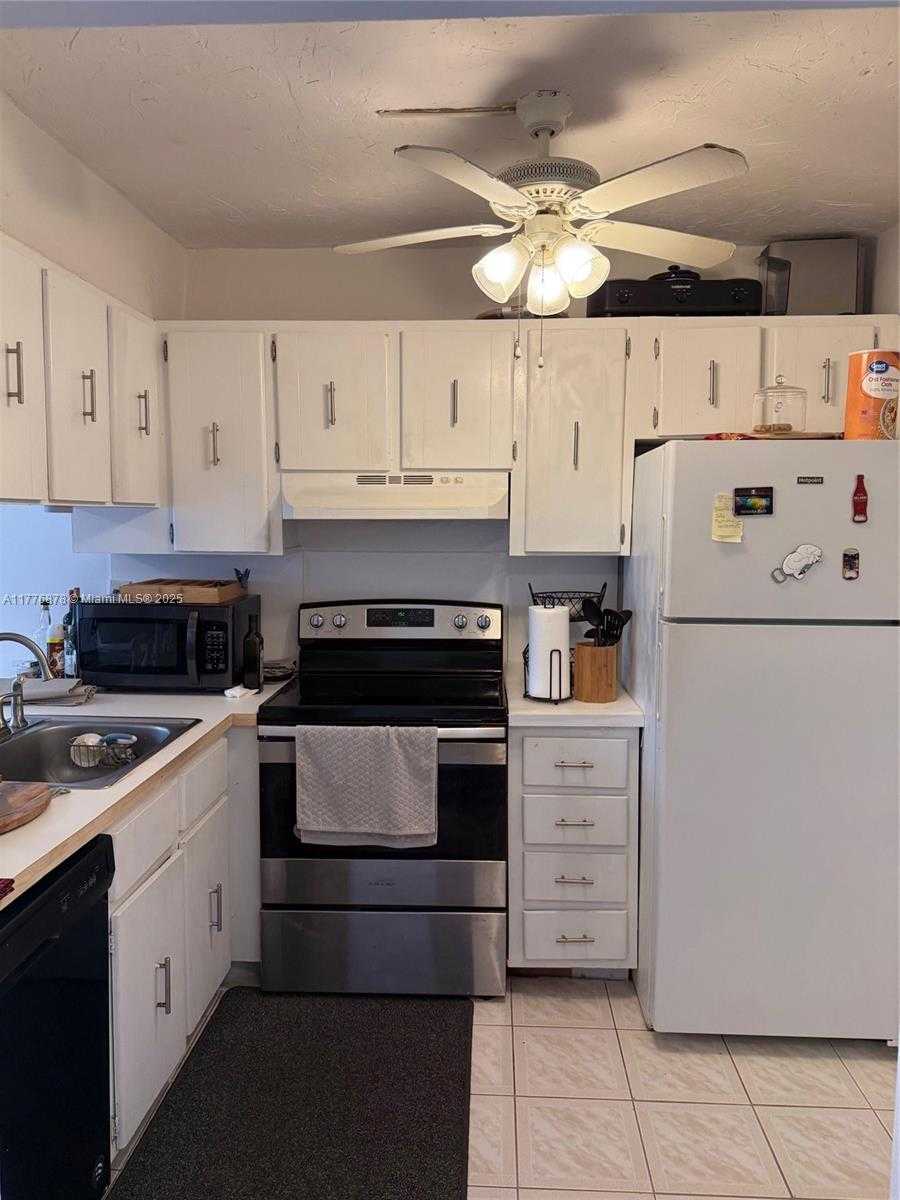 Small Image of 16465 NORTH EAST 22ND AVE #505, North Miami Beach Number 5