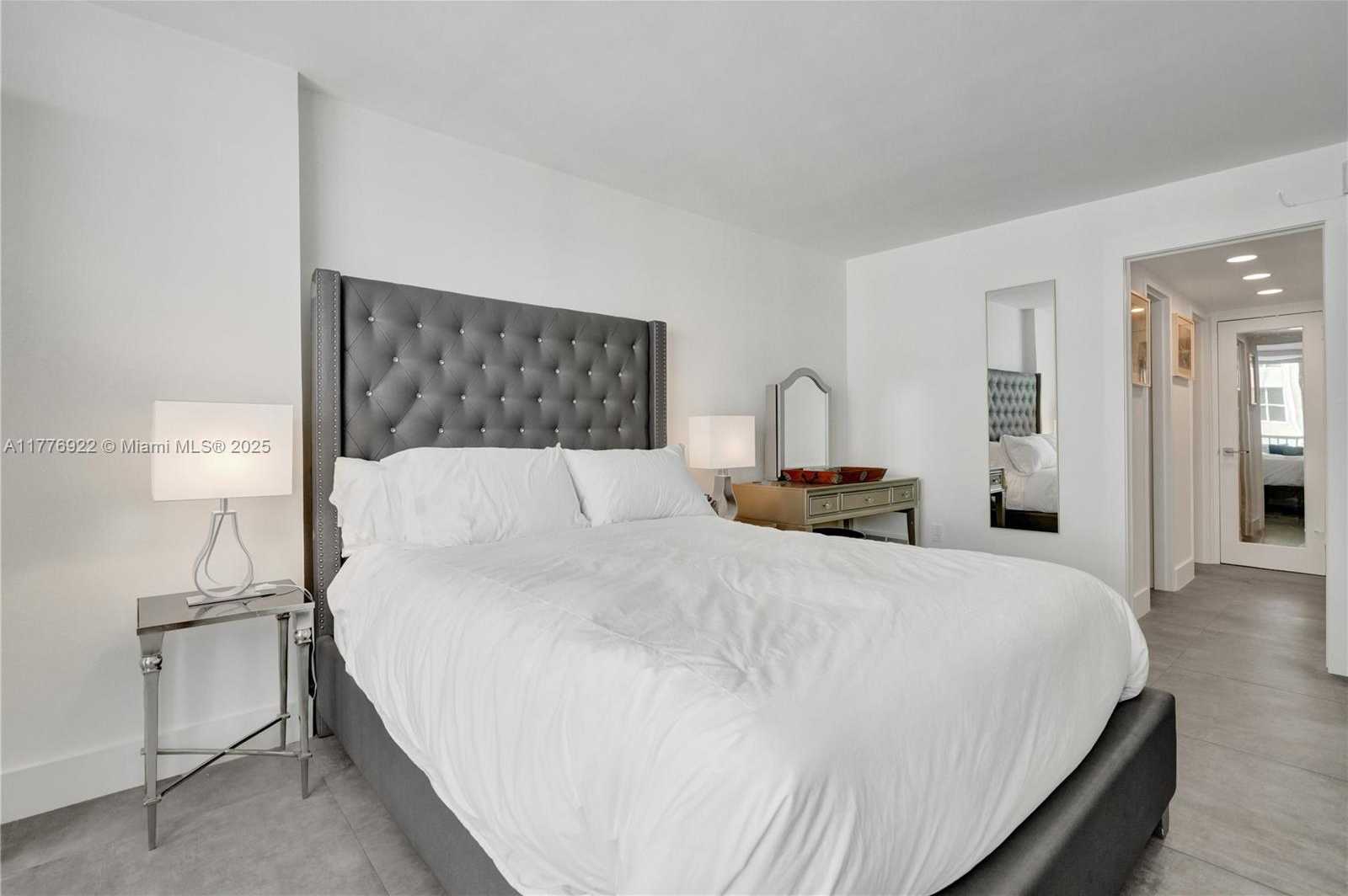 Small Image of 1228 WEST AVE #603, Miami Beach Number 16