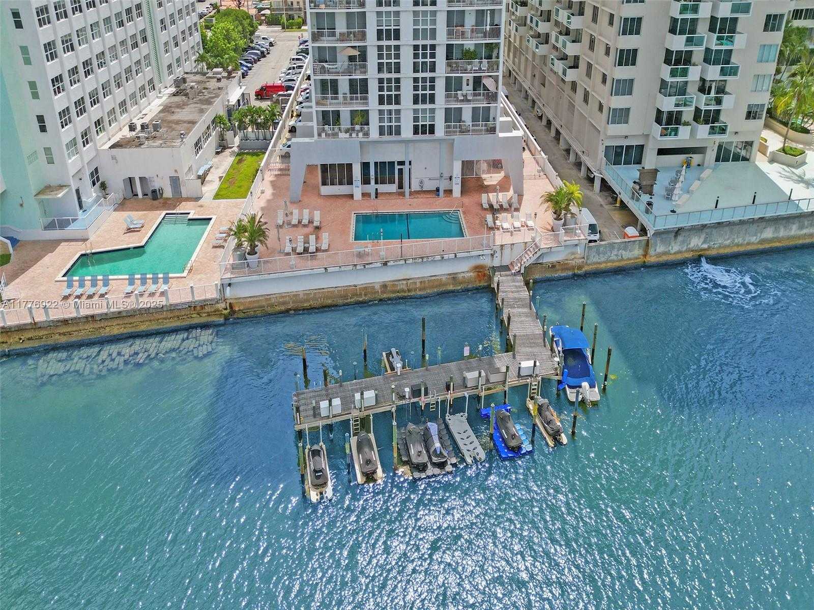Small Image of 1228 WEST AVE #603, Miami Beach Number 39