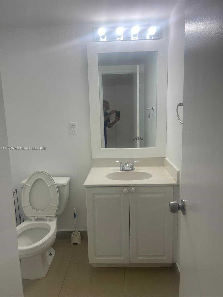 Small Image of 19390 COLLINS AVE #123, Sunny Isles Beach Number 12