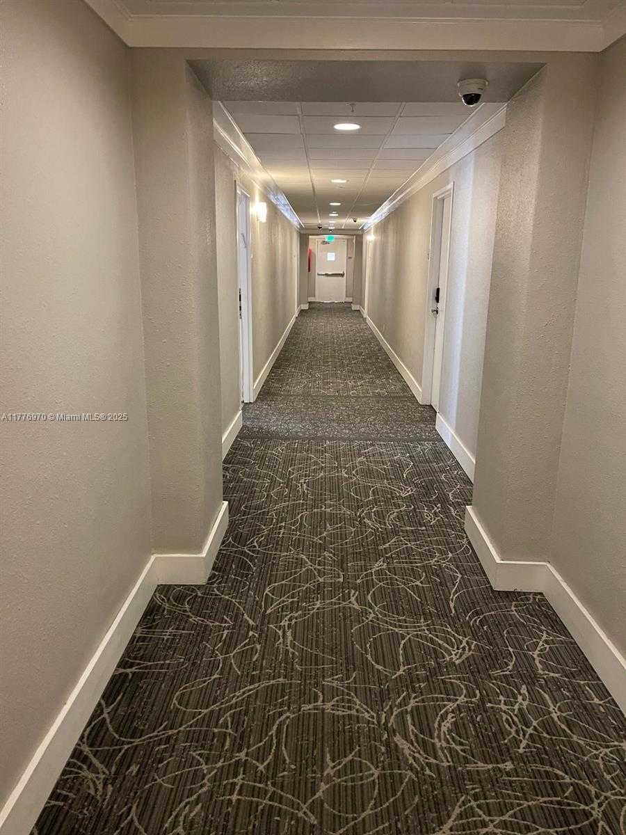 Small Image of 19390 COLLINS AVE #123, Sunny Isles Beach Number 2