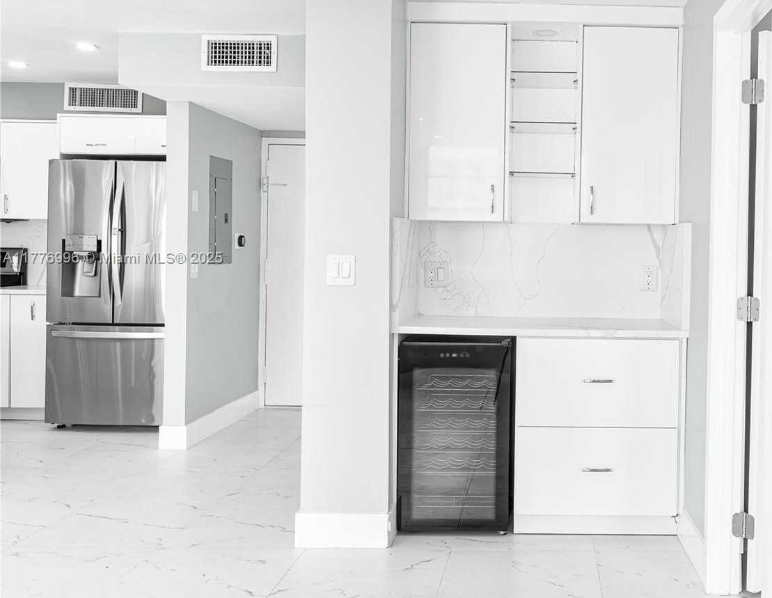 Small Image of 2851 NORTH EAST 183RD ST #1504E, Aventura Number 19