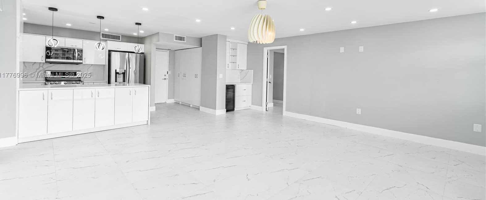 Small Image of 2851 NORTH EAST 183RD ST #1504E, Aventura Number 5