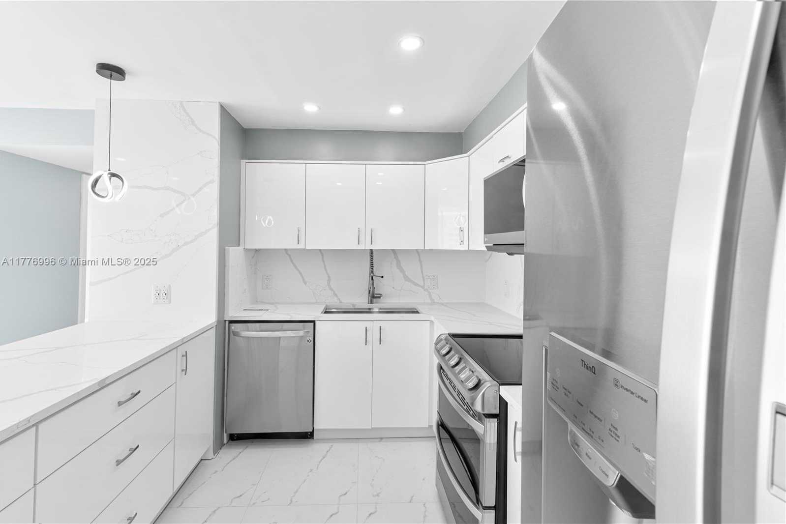Small Image of 2851 NORTH EAST 183RD ST #1504E, Aventura Number 8