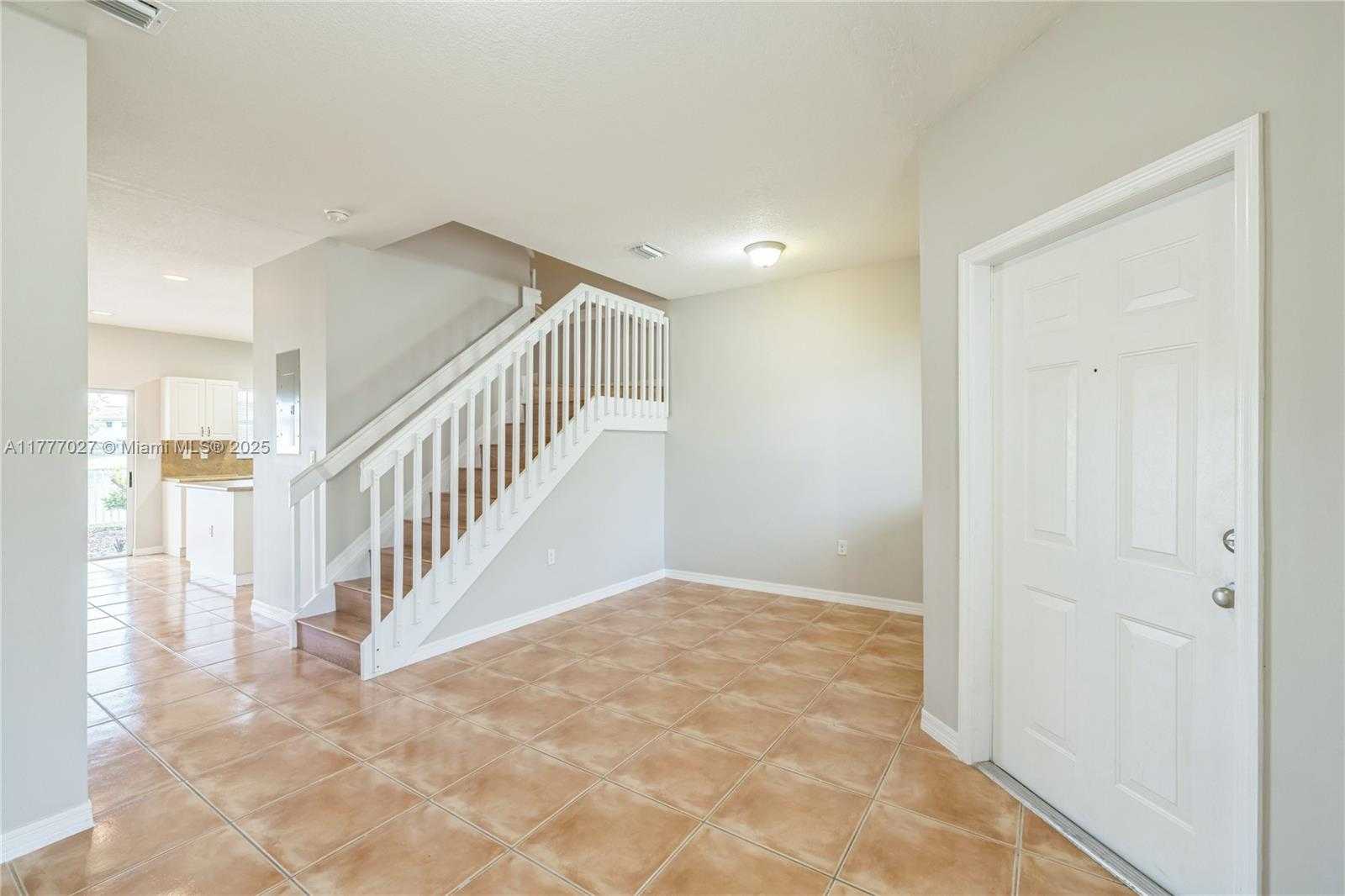 Small Image of 1533 SOUTH EAST 31ST CT, Homestead Number 3