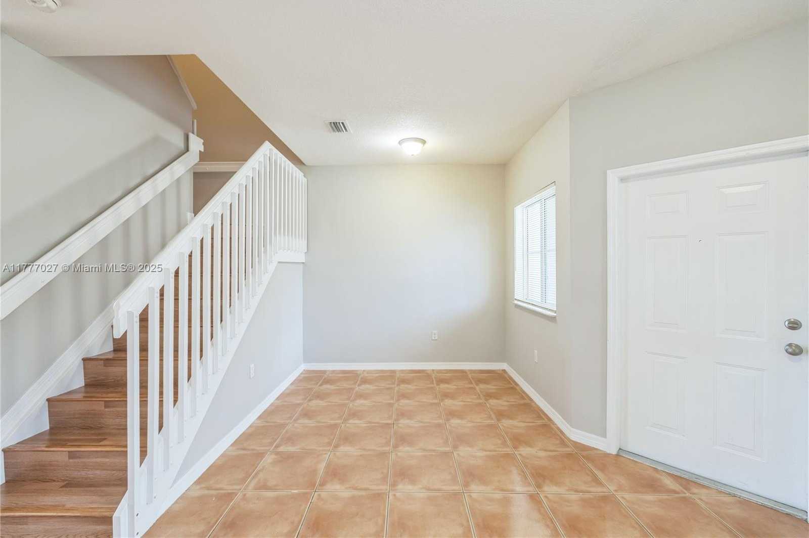 Small Image of 1533 SOUTH EAST 31ST CT, Homestead Number 4