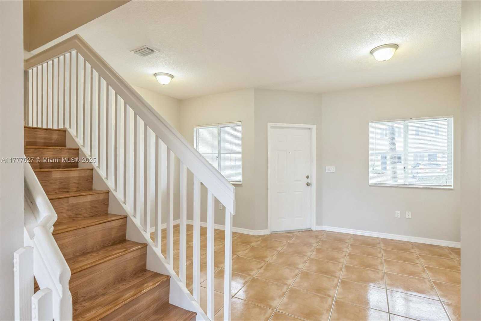 Small Image of 1533 SOUTH EAST 31ST CT, Homestead Number 5