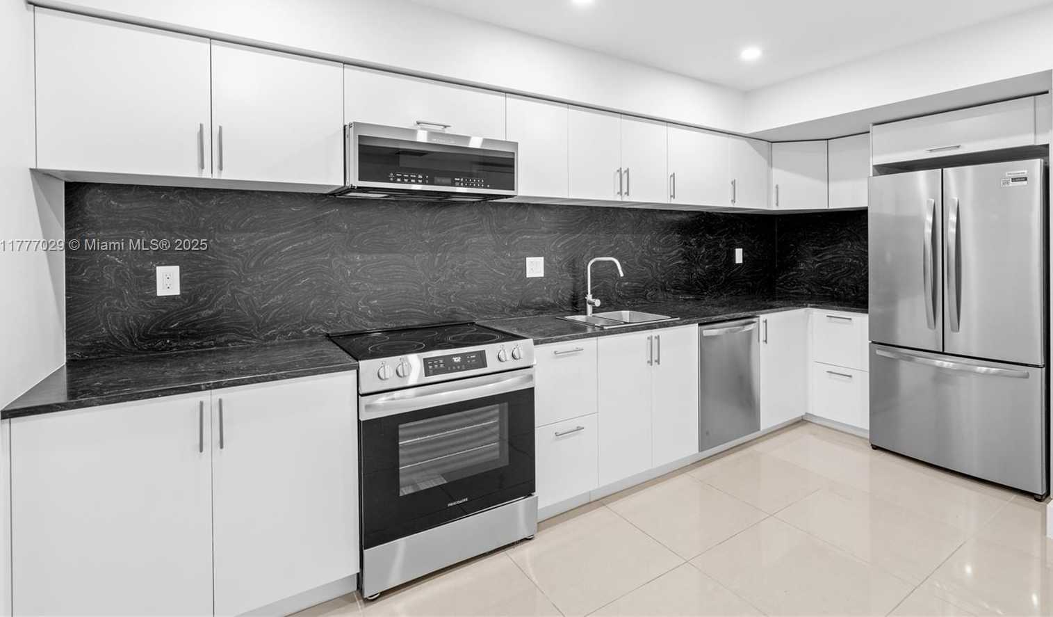 Small Image of 600 THREE ISLANDS BLVD #1105, Hallandale Beach Number 10
