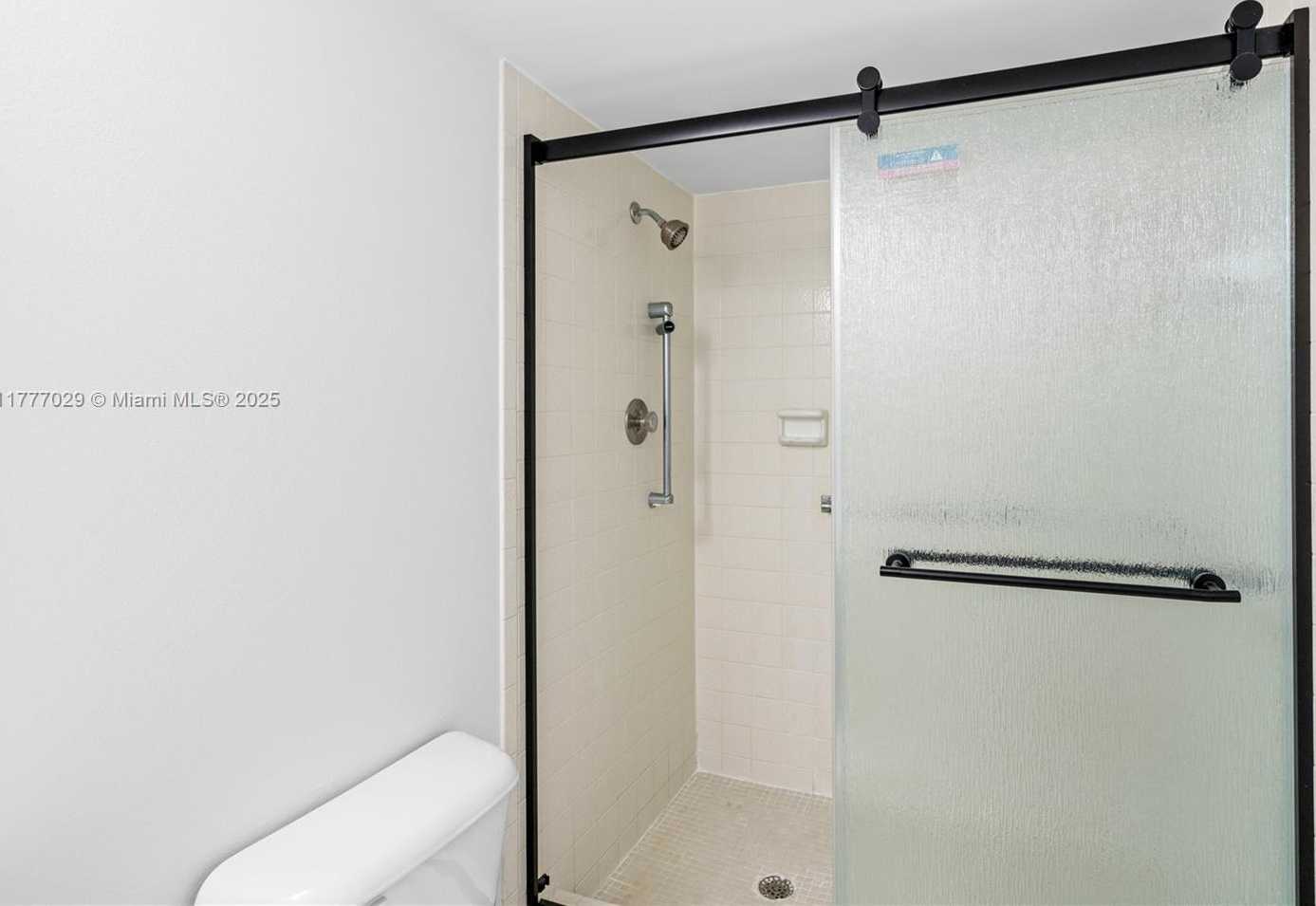 Small Image of 600 THREE ISLANDS BLVD #1105, Hallandale Beach Number 31