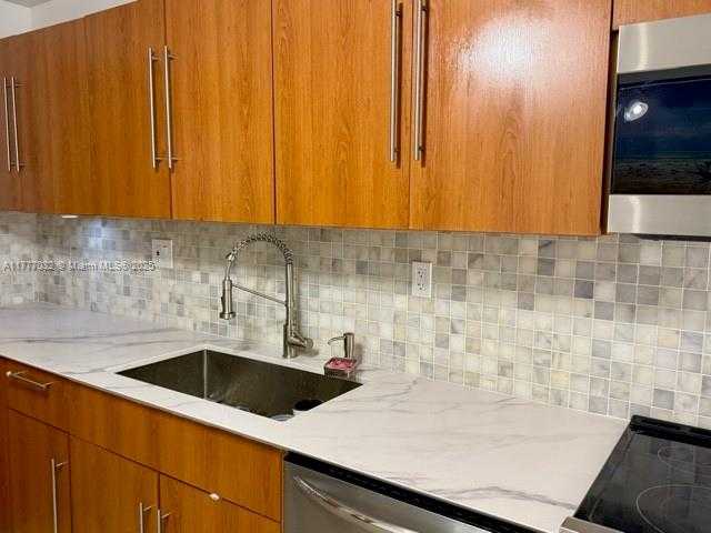Small Image of 3000 SOUTH OCEAN DR #1106, Hollywood Number 30