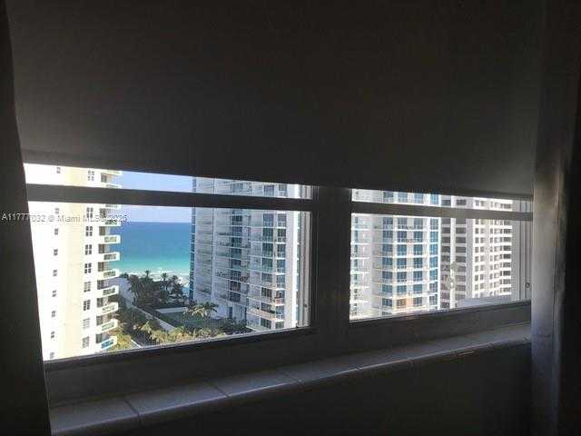 Small Image of 3000 SOUTH OCEAN DR #1106, Hollywood Number 38