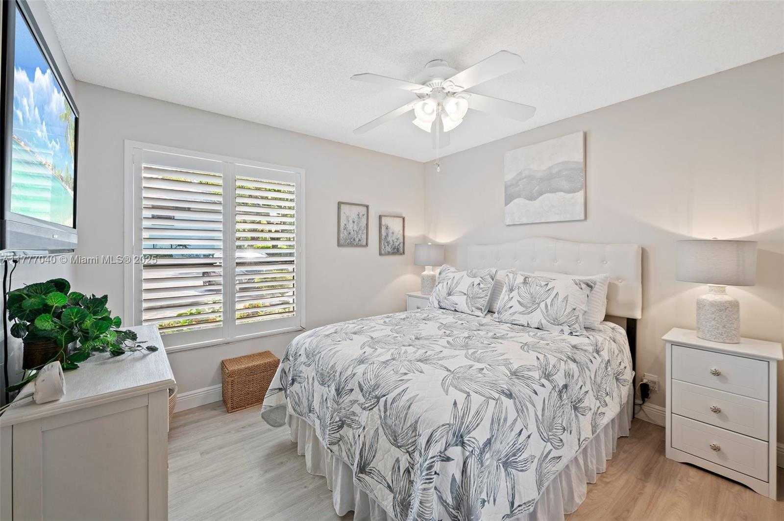 Small Image of 4075 NORTH CARAMBOLA CIR N #0000, Coconut Creek Number 15