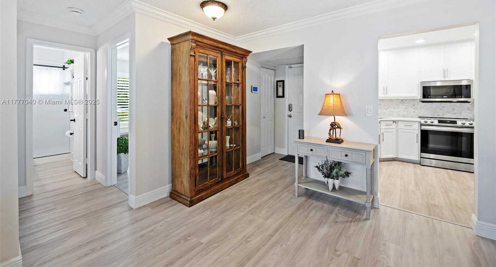 Small Image of 4075 NORTH CARAMBOLA CIR N #0000, Coconut Creek Number 5