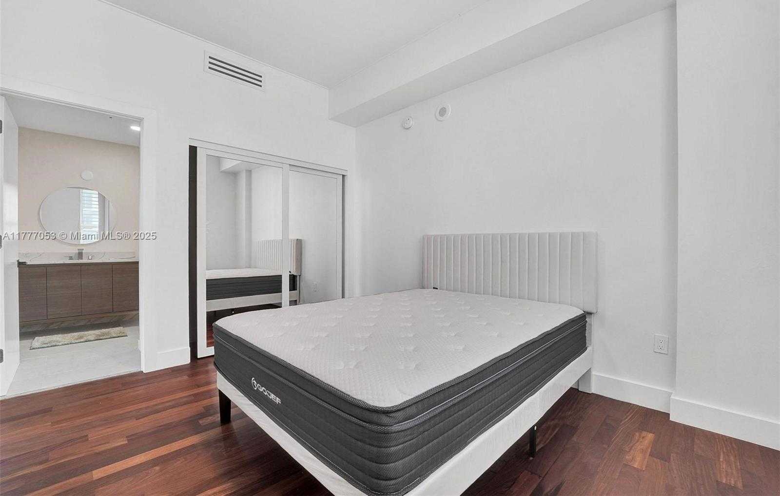 Small Image of 234 NORTH EAST 3RD ST #2202, Miami Number 10