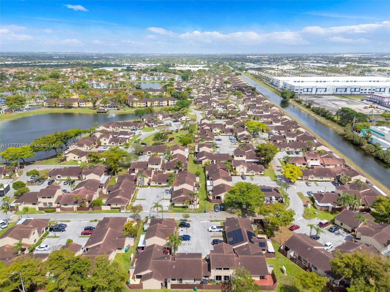 Small Image of 17026 NORTH WEST 66TH CT, Hialeah Number 11
