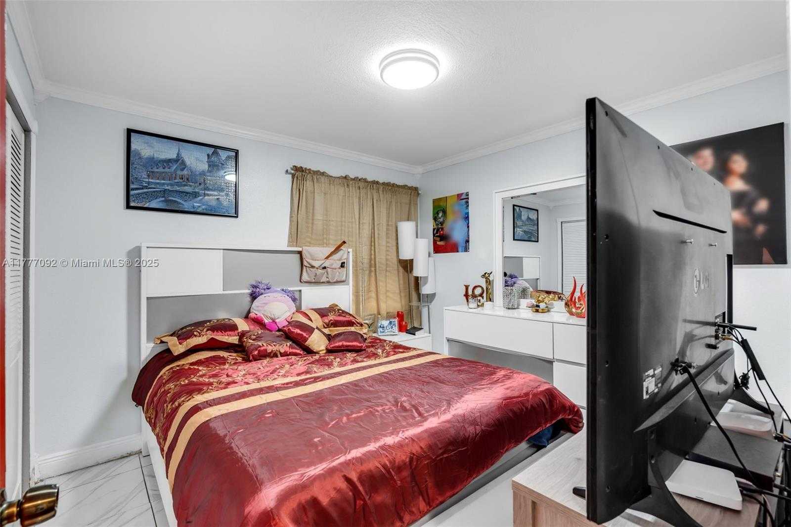 Small Image of 17026 NORTH WEST 66TH CT, Hialeah Number 27