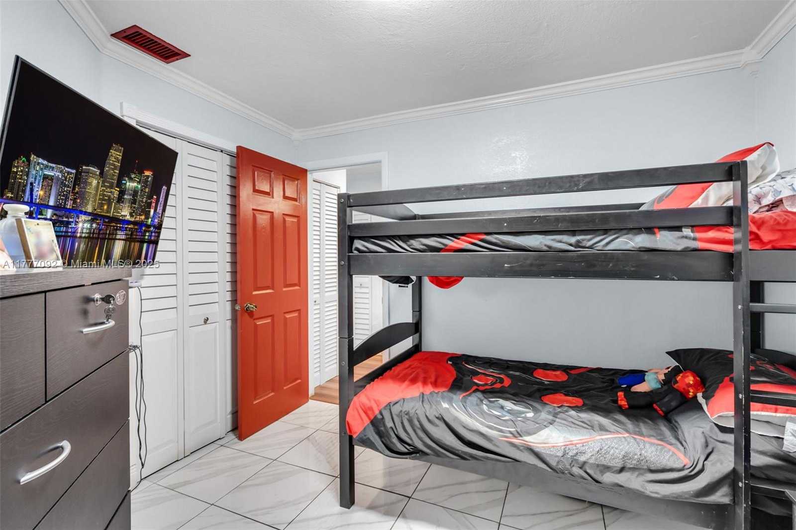 Small Image of 17026 NORTH WEST 66TH CT, Hialeah Number 31