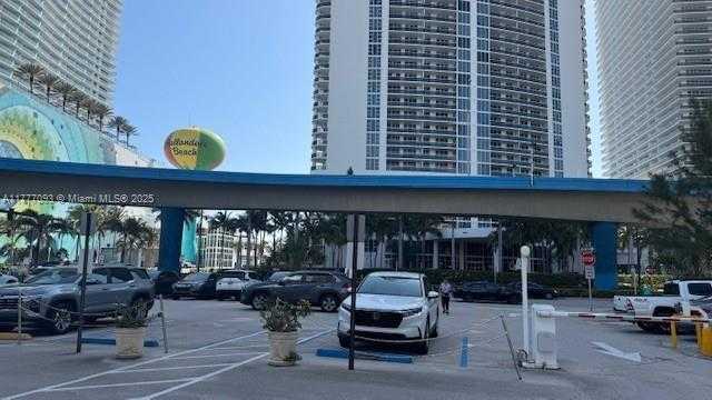 Small Image of 1801 SOUTH OCEAN DR #342, Hallandale Beach Number 24
