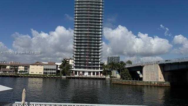 Small Image of 1801 SOUTH OCEAN DR #342, Hallandale Beach Number 27