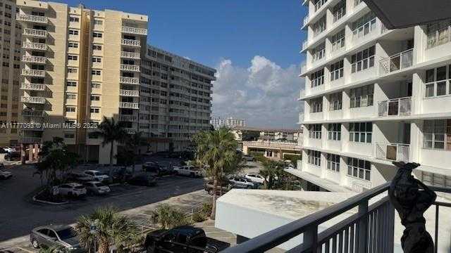 Small Image of 1801 SOUTH OCEAN DR #342, Hallandale Beach Number 6