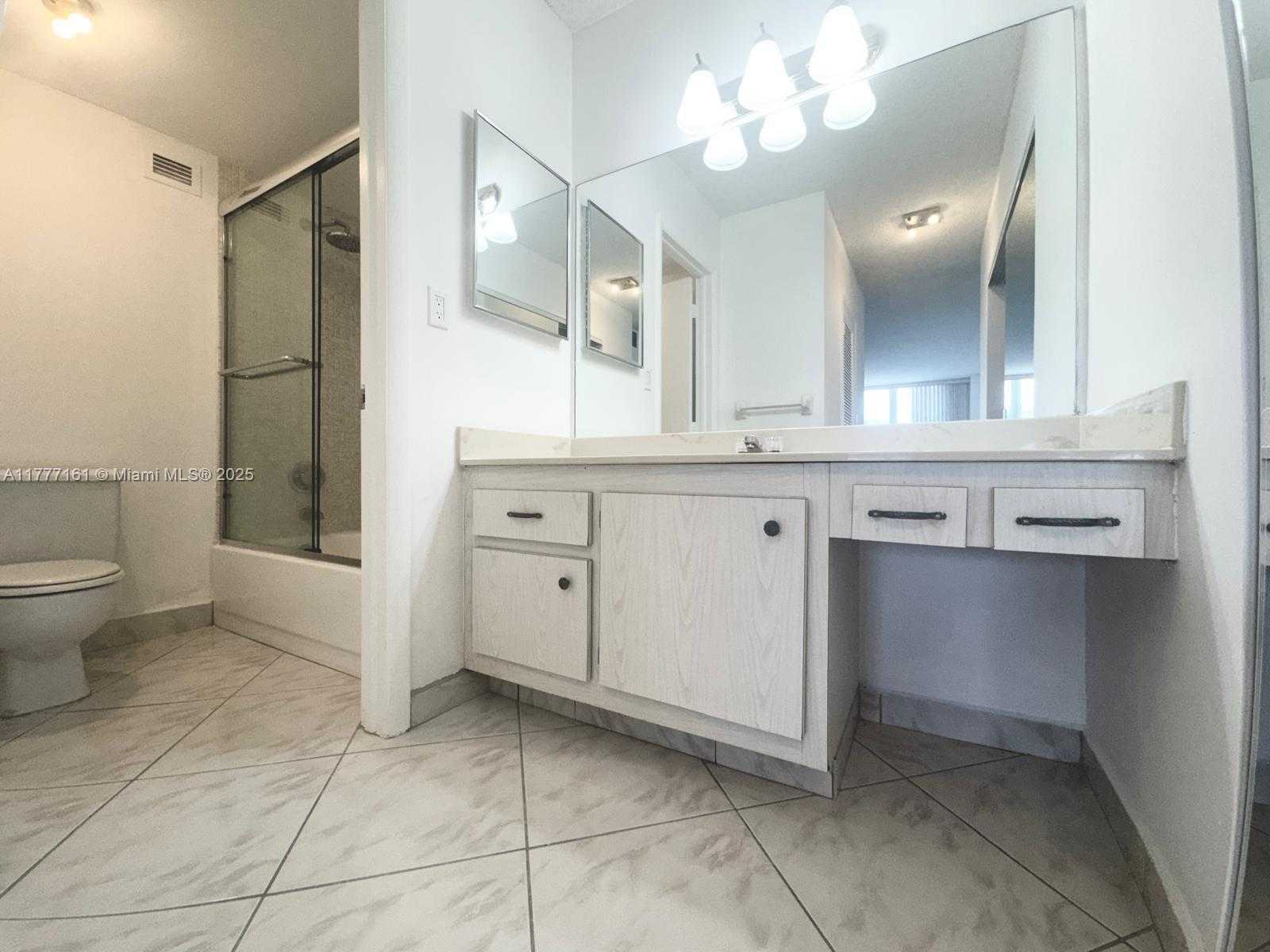 Small Image of 3800 SOUTH OCEAN DR #1114, Hollywood Number 40