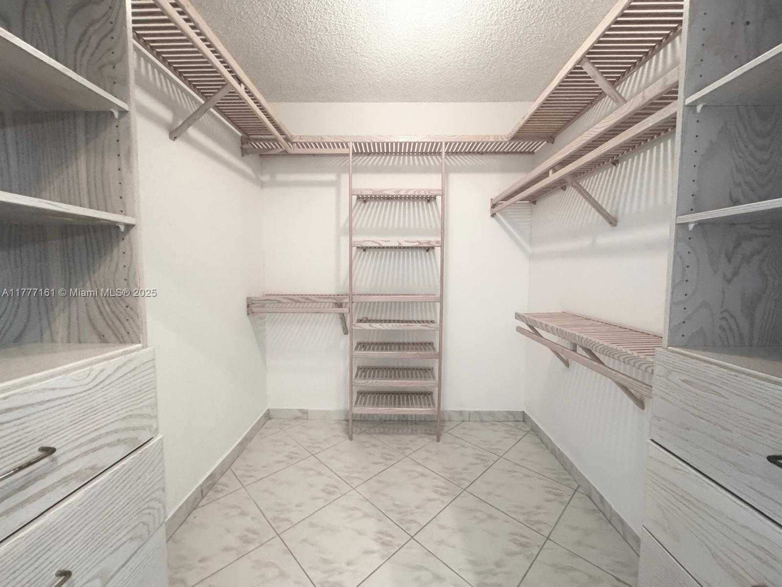 Small Image of 3800 SOUTH OCEAN DR #1114, Hollywood Number 45