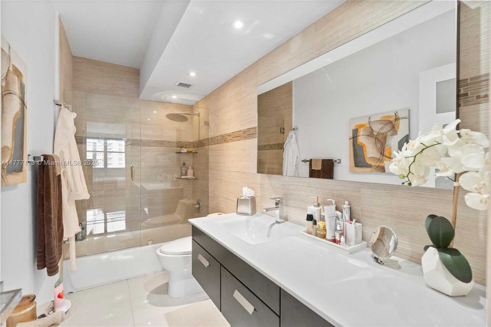 Small Image of 1950 SOUTH OCEAN DR #12H, Hallandale Beach Number 23