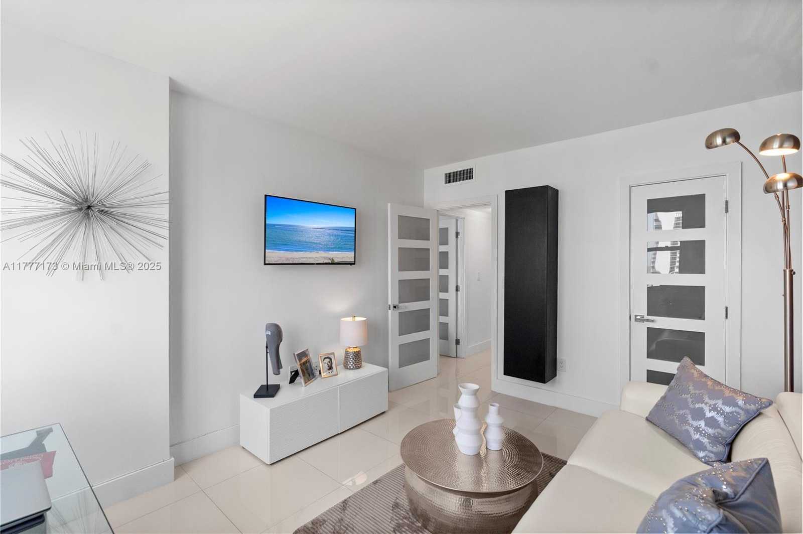 Small Image of 1950 SOUTH OCEAN DR #12H, Hallandale Beach Number 29