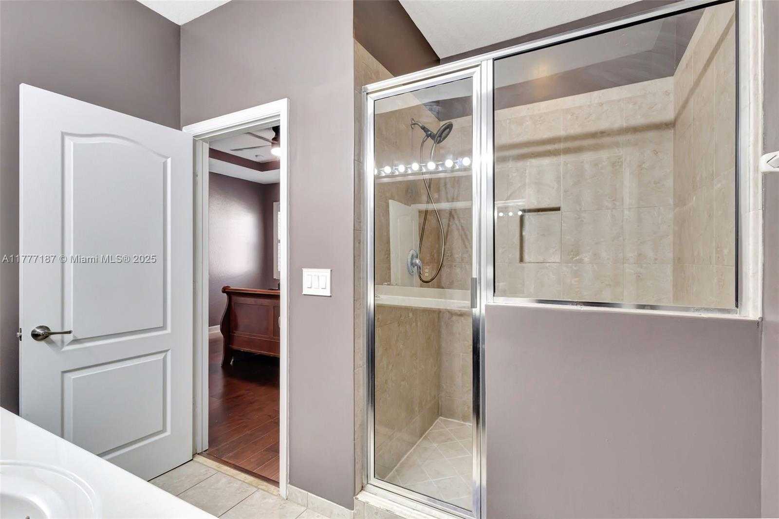 Small Image of 4343 CHALMERS LN, West Palm Beach Number 22