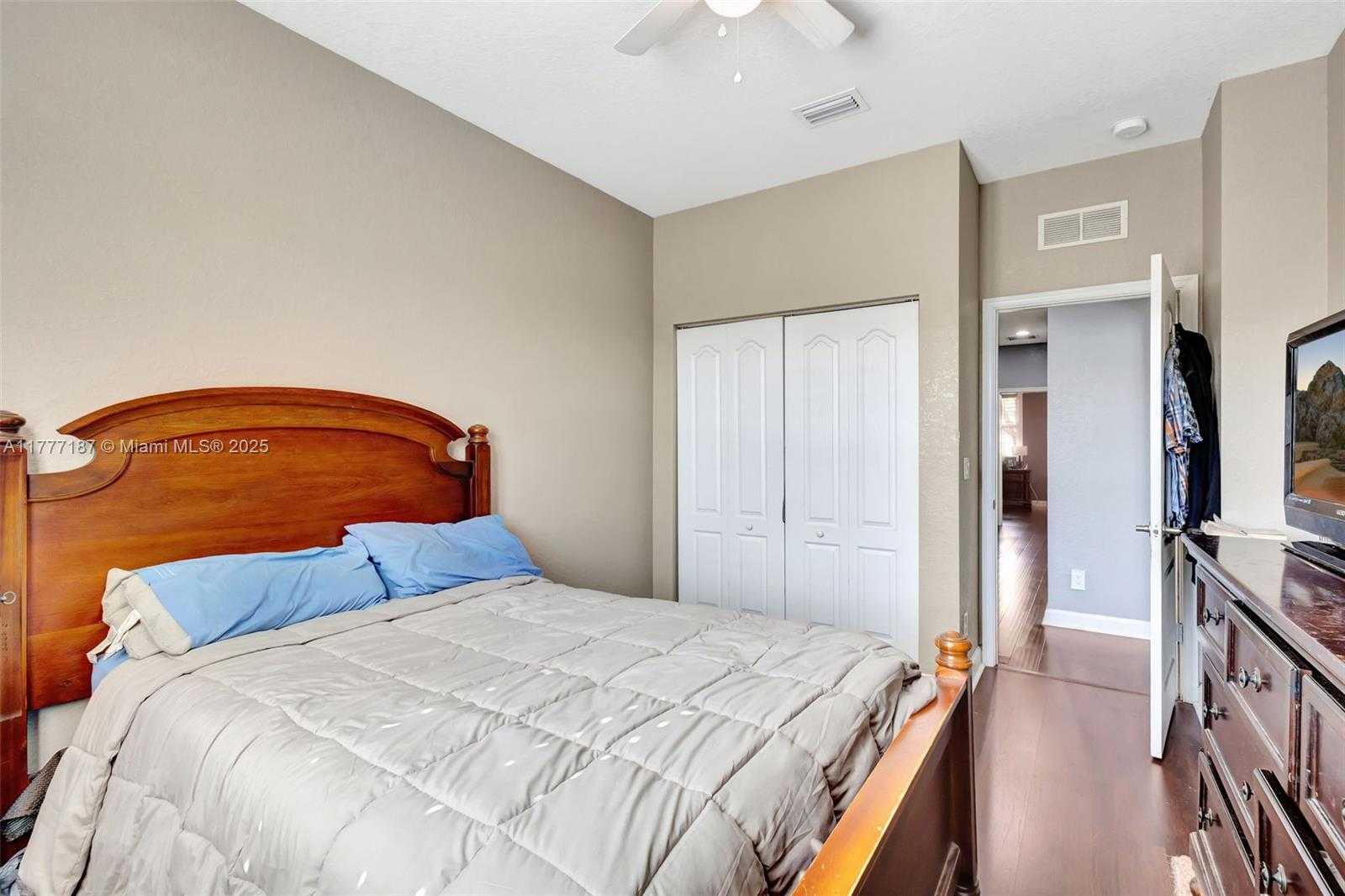 Small Image of 4343 CHALMERS LN, West Palm Beach Number 23