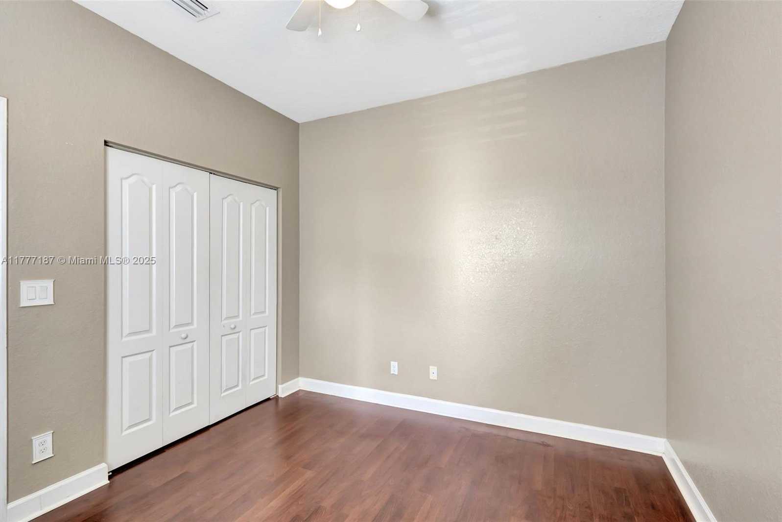 Small Image of 4343 CHALMERS LN, West Palm Beach Number 27