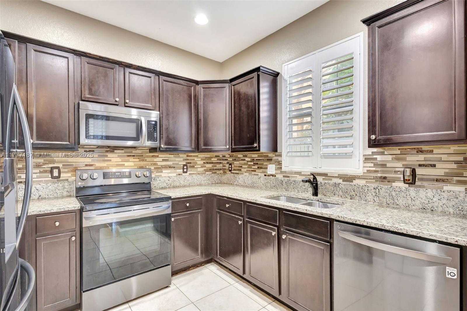 Small Image of 4343 CHALMERS LN, West Palm Beach Number 3