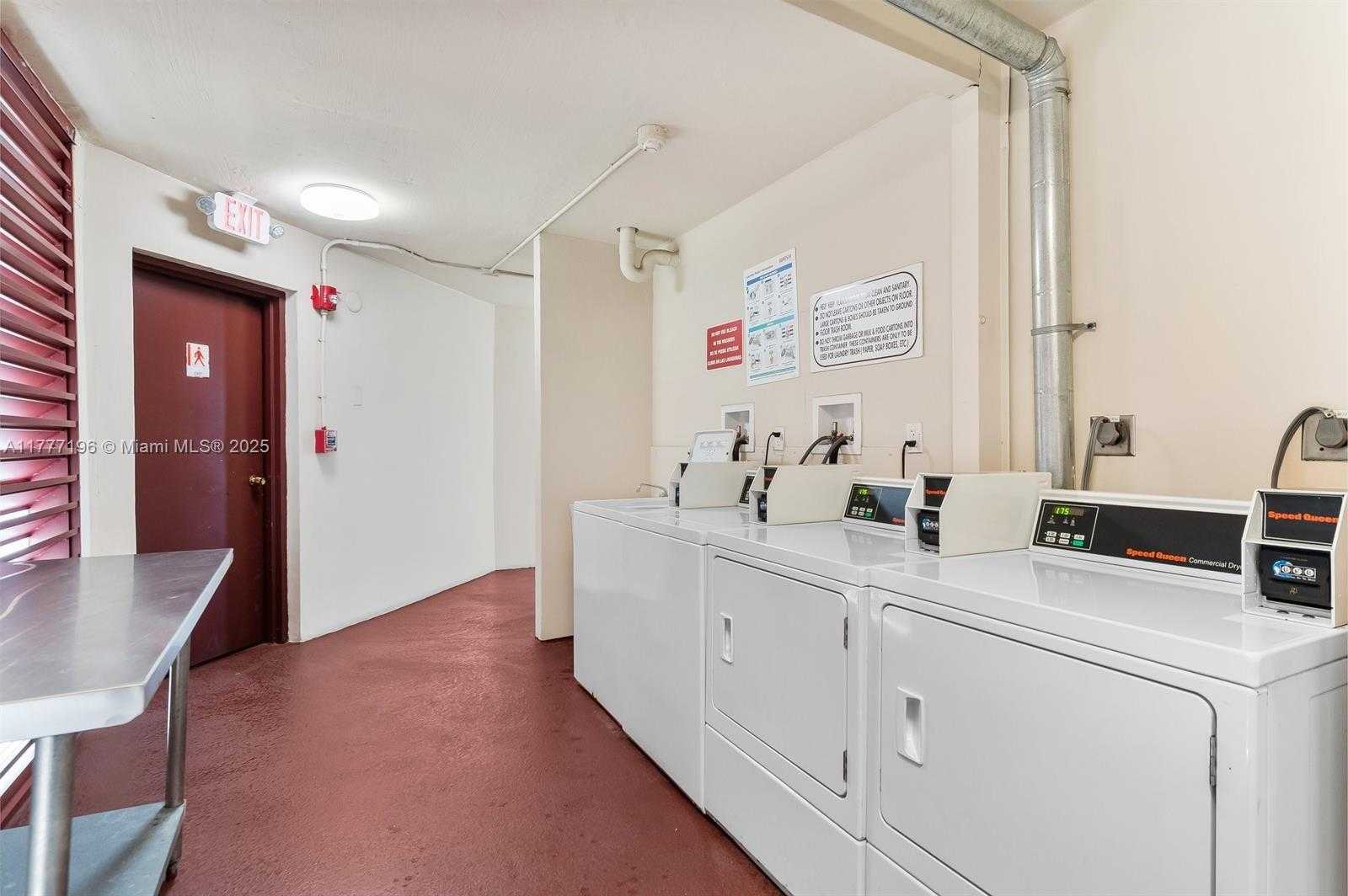 Small Image of 3301 NORTH COUNTRY CLUB DR #612, Aventura Number 21