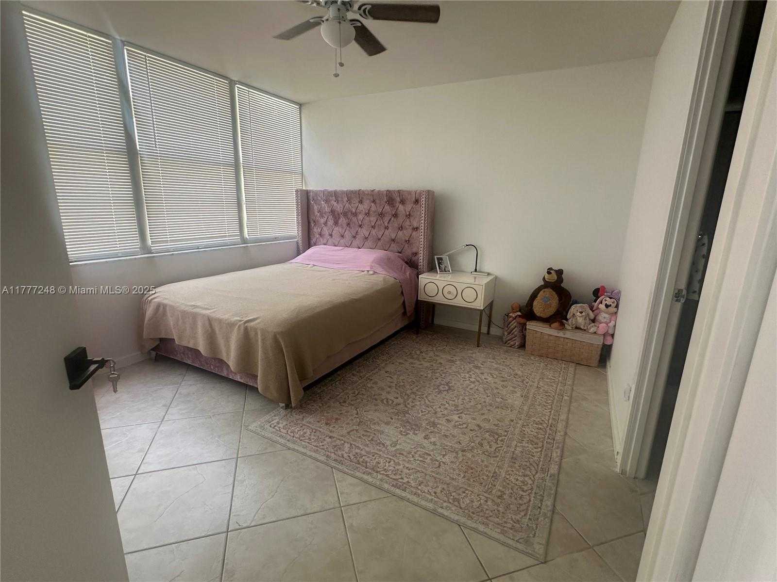 Small Image of 18041 BISCAYNE BLVD #202, Aventura Number 13